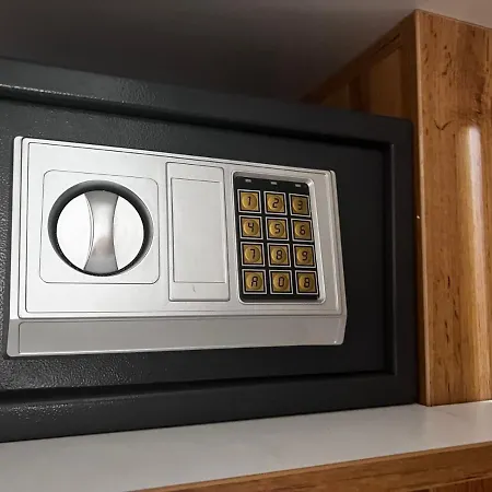 Dream & Free Parking